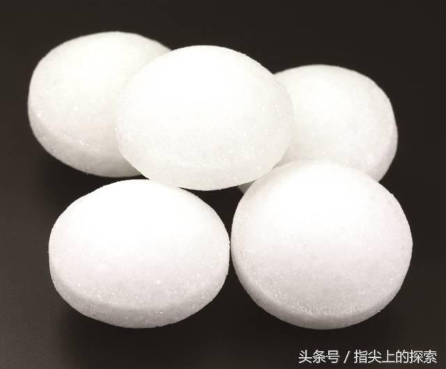 解密：放在衣柜里面的樟脑丸哪儿去了？